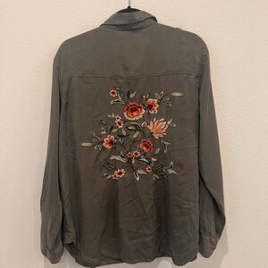 American Eagle Olive Green Size L Oversized Fit Embroidered Women's Shirt Boho
